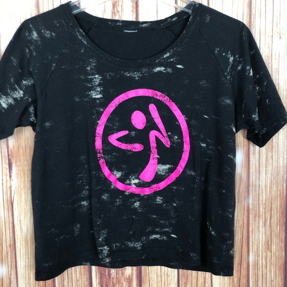 Zumba Fitness Tops - Zumba Bold Black Dancing Warrior Tee T-shirt (L)